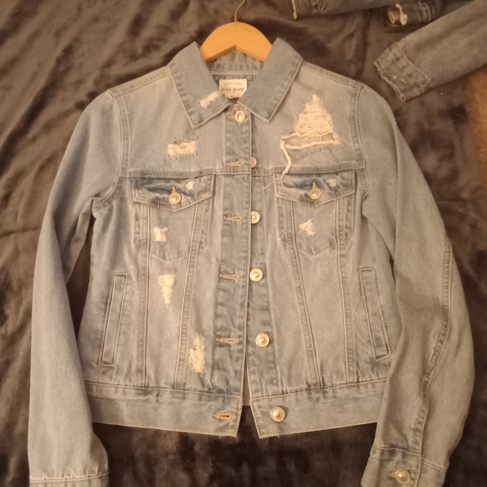 Jean jacket - Picture 2 of 2